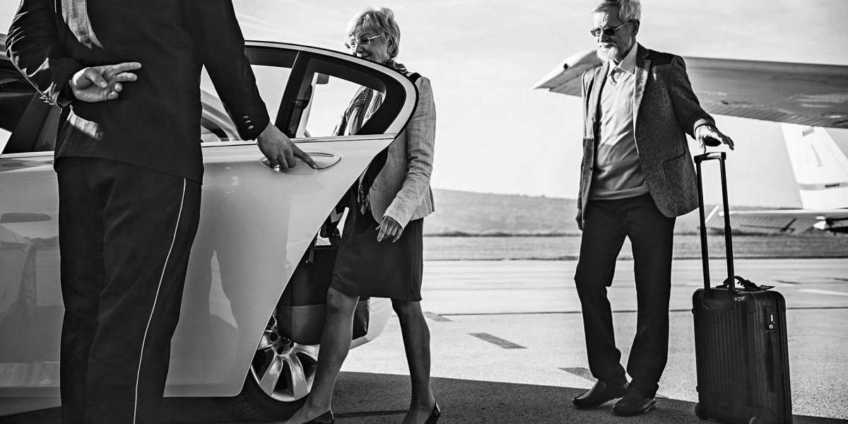 Why an Airport Limo Service Is the Best Choice for Business Travelers.