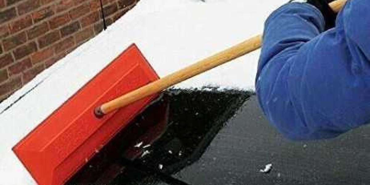 The Ultimate Guide to Using a Shuttsco Snow Rake for a Safer Winter